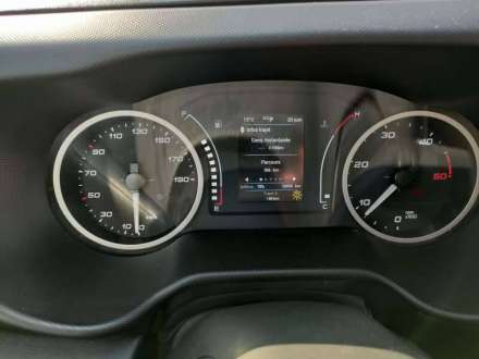 Iveco Daily Chassis Cabine 20M3 160 CV FOURGON RJ HAYON 3,5 T