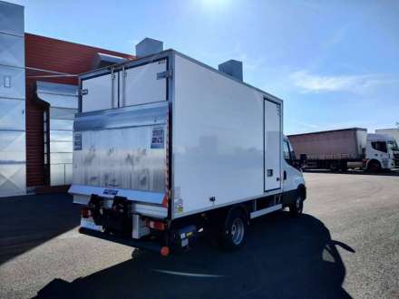 Iveco Daily Chassis Cabine FRIGO 12M3 160 CV RJ HAYON CAISSE CAZAUX GROUPE THERMOKING V300 MAX 3,5 T