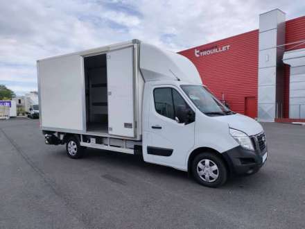 Nissan Interstar Fourgon 20M3 145 CV HAYON FOURGON 3.5 T