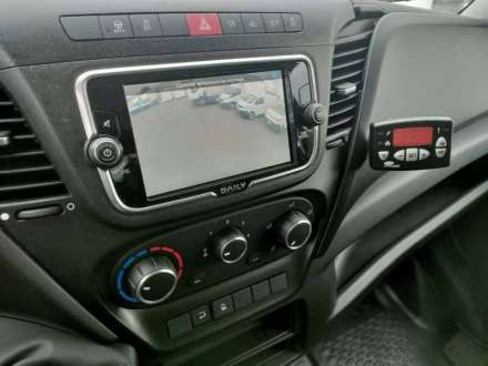 Iveco Daily Chassis Cabine FRIGO 12M3 160 CV ROUES JUMELEES HAYON CAISSE CAZAUX GROUPE THERMOKING V300 MAX 3.5 T