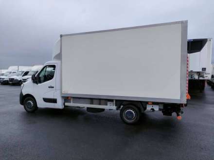 Renault Master Chassis Cabine 20M3 145 CV FOURGON HAYON 3.5T