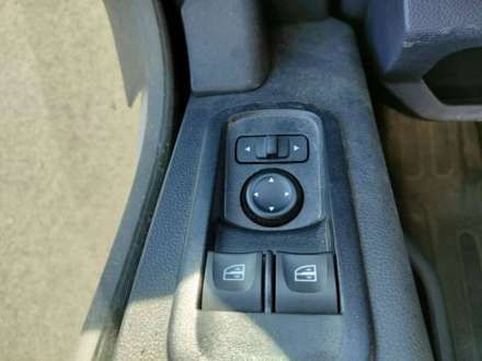 Nissan Interstar Chassis Simple Cabine 20 M3 CHASSIS CABINE HAYON 3T5 DCI 145 CH
