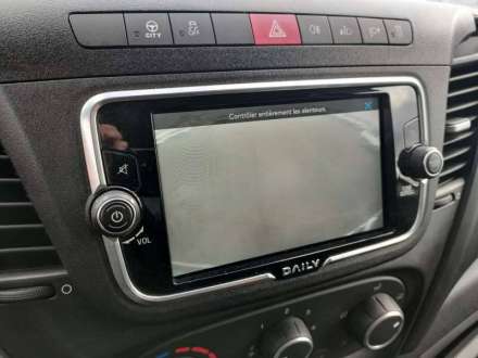 Iveco Daily Chassis Cabine FRIGO 12M3 160 CV RJ HAYON CAISSE CAZAUX GROUPE CARRIER PULSOR 400 MT 3,5 T