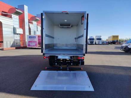 Iveco Daily Chassis Cabine FRIGO 12M3 140 CV RJ HAYON CAISSE CAZAUX GROUPE THERMOKING V300 MAX 3,5 T