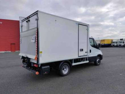 Iveco Daily Chassis Cabine FRIGO 12M3 160 CV ROUES JUMELEES HAYON CAISSE CAZAUX GROUPE THERMOKING V300 MAX 3.5 T
