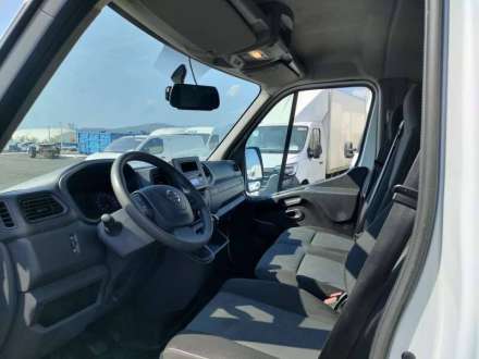 Nissan Interstar Fourgon 20M3 145 CV FOURGON HAYON 3.5 T