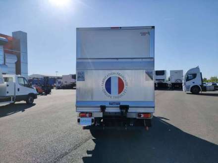 Nissan Interstar Chassis Simple Cabine 20M3 145 CV HAYON FOURGON 3.5 T