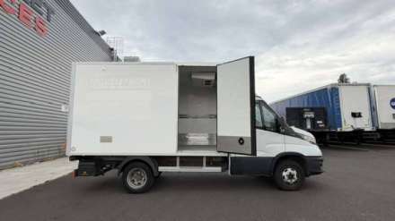 Iveco Daily Chassis Cabine FRIGO 12M3 160 CV ROUES JUMELEES HAYON CAISSE CAZAUX GROUPE THERMOKING V300 MAX 3.5 T