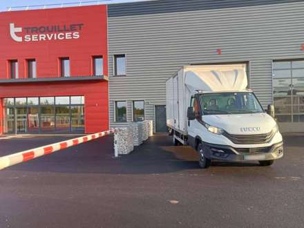 Iveco Daily Chassis Cabine 20M3 180 CV FOURGON RJ HAYON 3,5 T