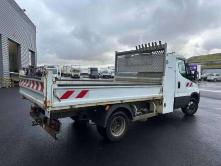 Iveco Daily Chassis Cabine RJ 130 CV COFFRE A PILONNEUSE 3,5 T