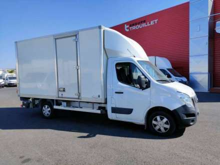 Nissan Nv400 Chassis Cabine 20M3 145 CV FOURGON HAYON 3.5 T