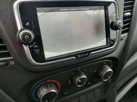 Iveco Daily Chassis Cabine 20M3 180 CV FOURGON RJ HAYON 3,5 T