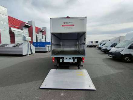 Mercedes-benz Sprinter Chassis Cabine 20M3 FOURGON HAYON 3.5 T