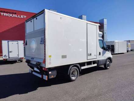 Iveco Daily Chassis Cabine FRIGO 12M3 160 CV ROUES JUMELEES HAYON CAISSE CAZAUX GROUPE THERMOKING V300 MAX 3.5 T