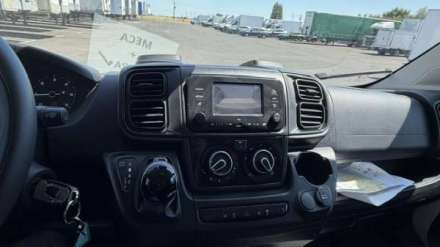Peugeot Boxer Fourgon 20M3 140 CV FOURGON HAYON 3.5 T