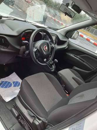 Fiat Doblo Plancher Cabine FRIGO 5M3 105 CV CAISSE CAZAUX GROUPE THERMOKING V200 MAX 2,5 T