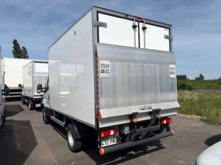 Iveco Daily Chassis Cabine FRIGO 12M3 160 CV ROUES JUMELEES HAYON CAISSE CAZAUX GROUPE THERMOKING V300 MAX 3.5 T