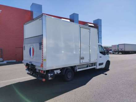 Nissan Interstar Chassis Simple Cabine 20M3 CHASSIS CABINE HAYON DCI 145 CH
