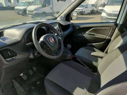 Fiat Doblo Plancher Cabine FRIGO 5M3 105 CV CAISSE CAZAUX GROUPE THERMOKING V200 MAX 2,5 T