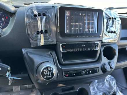 Fiat Ducato Chassis Cabine 20M3 140 CV HAYON FOURGON 3.5T
