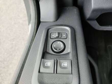 Nissan Interstar Fourgon 20M3 145 CV FOURGON HAYON 3.5 T