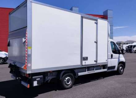 Fiat Ducato Chassis Cabine 20M3 140 CV HAYON FOURGON 3.5T