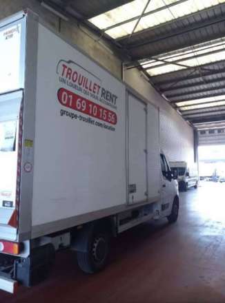 Renault Master Chassis Cabine 20M3 145 CV FOURGON HAYON 3.5T