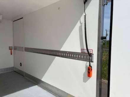 Iveco Daily Chassis Cabine FRIGO 12M3 160 CV ROUES JUMELEES HAYON CAISSE CAZAUX GROUPE THERMOKING V300 MAX 3.5 T