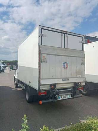 Iveco Daily Chassis Cabine FRIGO 12M3 140 CV RJ HAYON CAISSE CAZAUX GROUPE THERMOKING V300 MAX 3,5 T