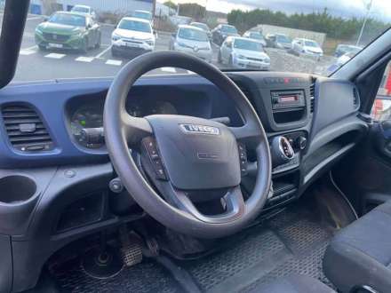 Iveco Daily Chassis Cabine RJ 130 CV COFFRE 1300 3,5 T