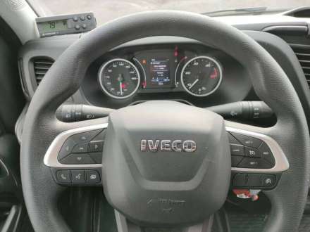 Iveco Daily Chassis Cabine FRIGO 12M3 160 CV ROUES JUMELEES HAYON CAISSE CAZAUX GROUPE THERMOKING V300 MAX 3.5 T
