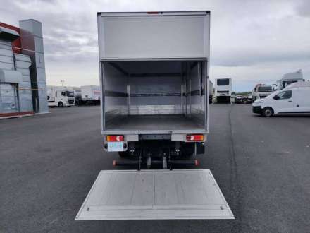Nissan Interstar Fourgon 20M3 145 CV FOURGON HAYON 3.5 T