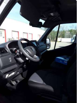 Renault Master Chassis Cabine 30M3 145 CV FOURGON 3.5 T 13P