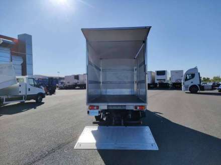 Nissan Interstar Chassis Simple Cabine 20M3 145 CV HAYON FOURGON 3.5 T
