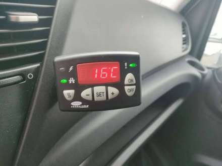 Iveco Daily Chassis Cabine FRIGO 12M3 160 CV ROUES JUMELEES HAYON CAISSE CAZAUX GROUPE THERMOKING V300 MAX 3.5 T