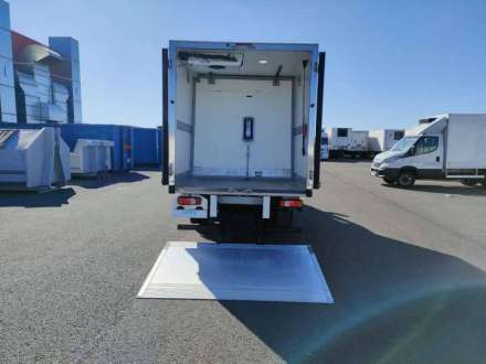 Iveco Daily Chassis Cabine FRIGO 14M3 160 CV RJ HAYON CAISSE CAZAUX GROUPE CARRIER PULSOR 400 MT 3,5 T