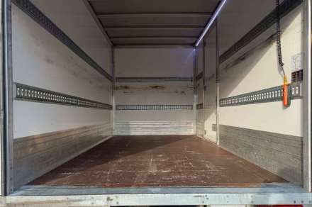 Renault Master Chassis Cabine 20M3 145 CV FOURGON HAYON 3.5T