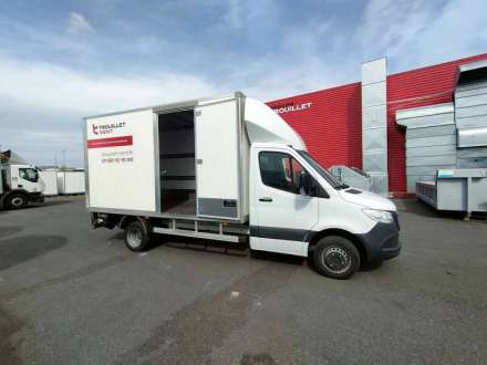 Mercedes-benz Sprinter Chassis Cabine 20M3 FOURGON HAYON 3.5 T