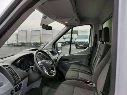 Ford Transit Chassis Cabine 20M3 130 CV FOURGON HAYON 3,5 T