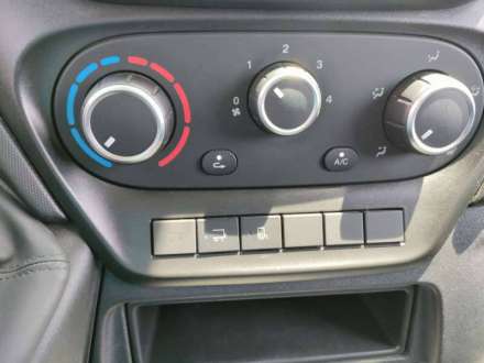 Iveco Daily Chassis Cabine 20M3 160 CV FOURGON RJ HAYON 3,5 T