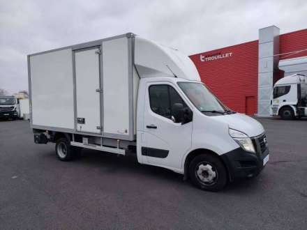 Nissan Interstar Fourgon 20M3 145 CV FOURGON HAYON 3.5 T