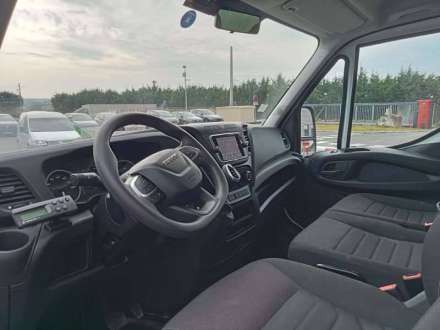 Iveco Daily Chassis Cabine FRIGO 12M3 160 CV RJ HAYON CAISSE CAZAUX GROUPE THERMOKING V300 MAX 3,5 T