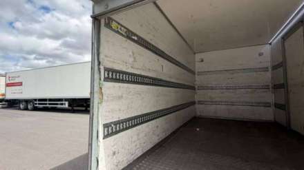 Ford Transit Chassis Cabine 20M3 130 CV FOURGON RJ HAYON 4 VERINS 3,5 T