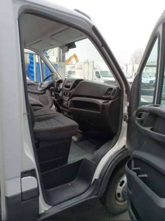 Iveco Daily Chassis Cabine FRIGO 12M3 140 CV RJ CAISSE CAZAUX GROUPE THERMOKING V300 MAX 3,5 T