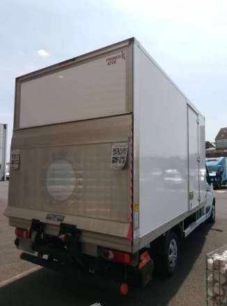 Nissan Interstar Chassis Cabine 20 M3 CHASSIS-CABINE HAYON DCI 145 CH