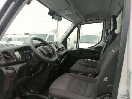 Iveco Daily Chassis Cabine FRIGO 12M3 160 CV ROUES JUMELEES HAYON CAISSE CAZAUX GROUPE THERMOKING V300 MAX 3.5 T
