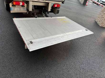 Iveco Daily Chassis Cabine FRIGO 14M3 POSITIF/NEGATIF 160 CV RJ HAYON 3,5 T