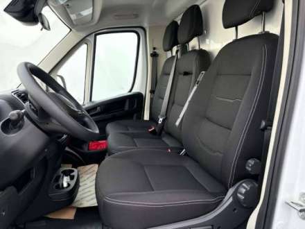 Peugeot Boxer Plancher Cabine 20M3 140 CV FOURGON PORTE ARRIERE RELEVANTE 3.5 T