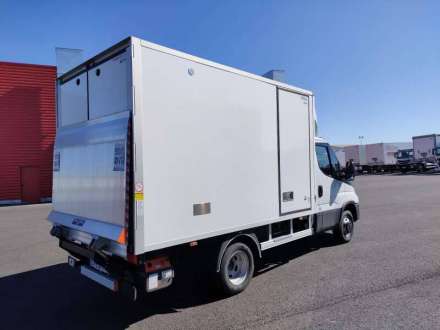 Iveco Daily Chassis Cabine FRIGO 12M3 160 CV ROUES JUMELEES HAYON CAISSE CAZAUX GROUPE THERMOKING V300 MAX 3.5 T