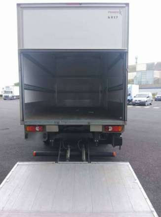 Renault Master Chassis Cabine 20M3 145 CV HAYON FOURGON 3.5 T